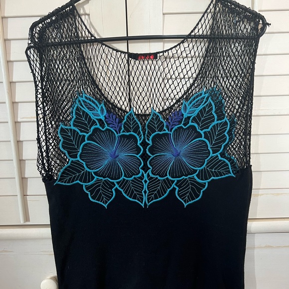 Anthropologie LUX Floral Embroidered Top - Picture 3 of 7